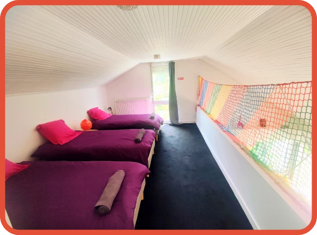 Mezzanine White room - 3 lits simples